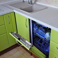 Замена кухонной столешницы Цветы белые Duropal, замена мойки в Екатеринбурге.